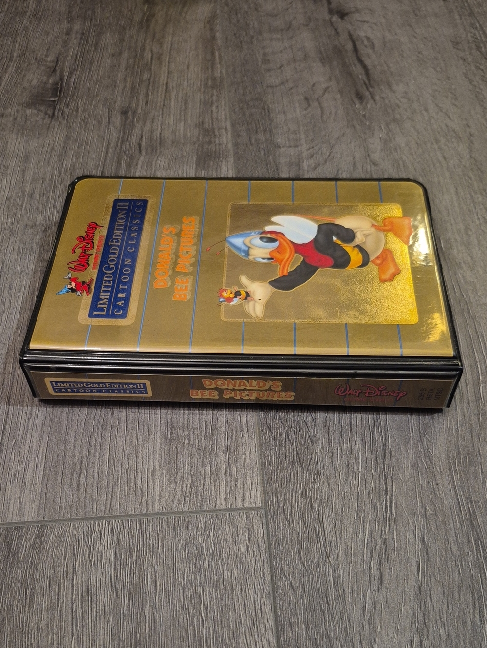 Disney Donald's Bee Pictures Limited Gold Edition II - BETA 1985 VHS - Picture 2 of 7